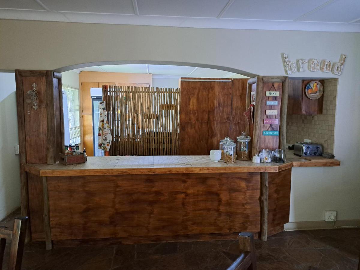 Villa Lin-Zane Vryburg エクステリア 写真
